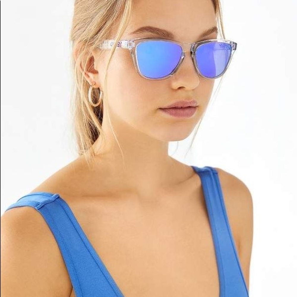Oakley Frogskins sunglasses